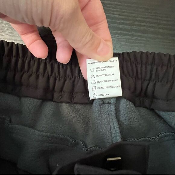 ✨ Healthyoga Women’s Black Soft Shell Pants Snow Small - Picture 8 of 11